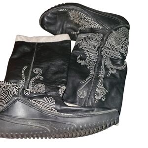 Puma Monsoon Embroided Boots